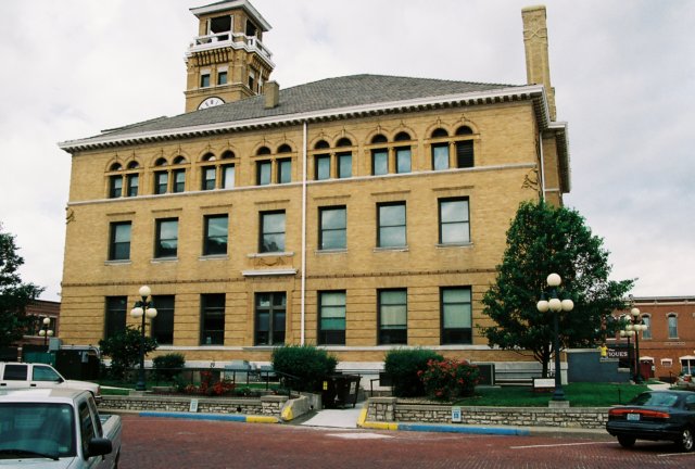 harrisonvillecountycourthouse2.jpg