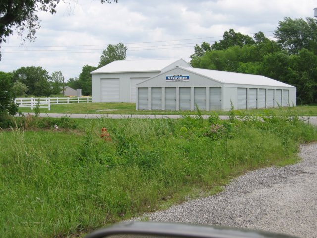storageunits.jpg